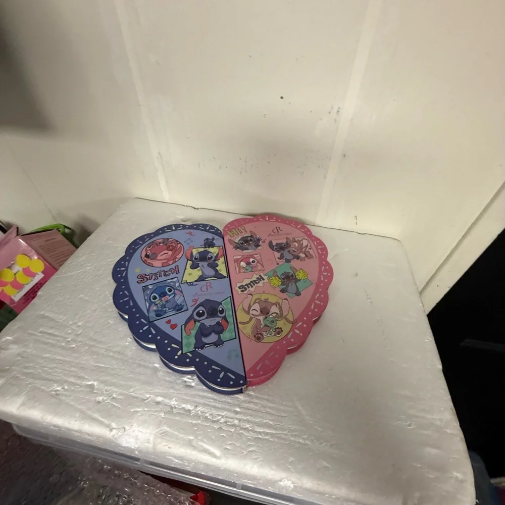 Heart-Shaped Makeup Palette